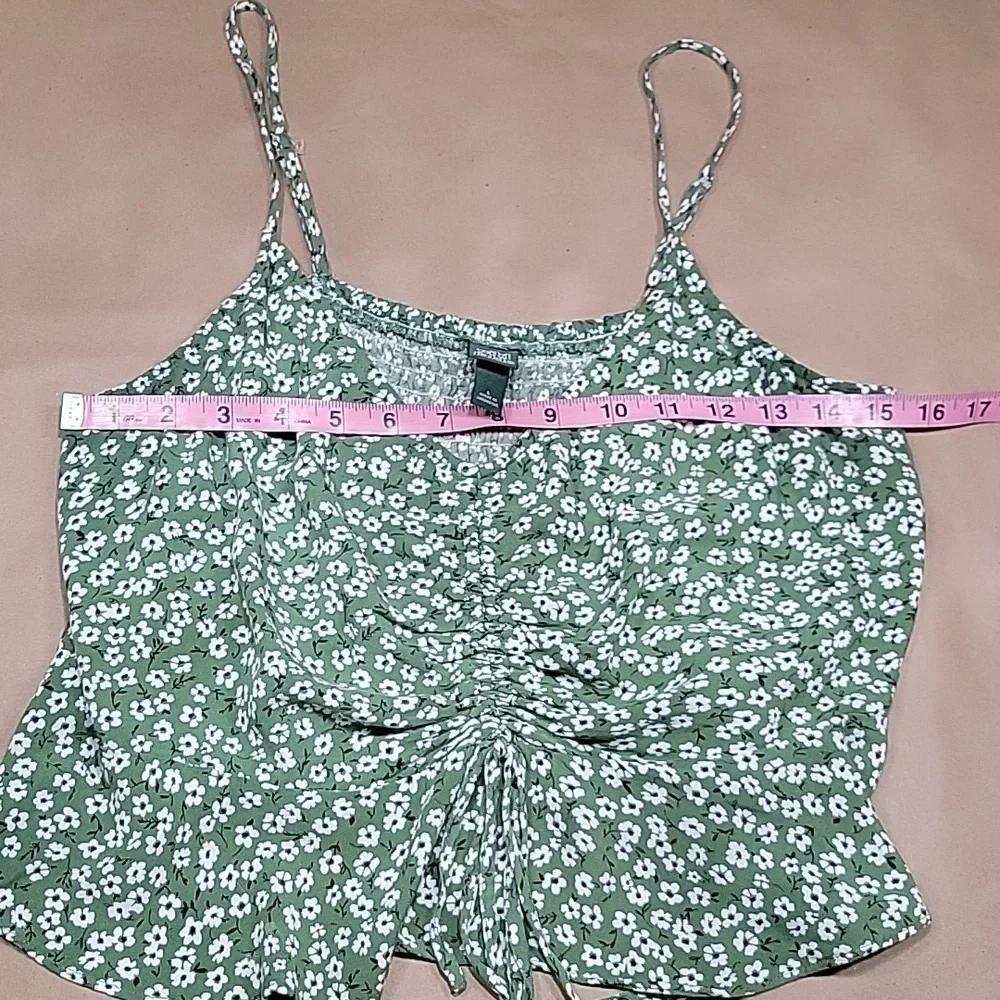Wild Fable Size L Green Floral Cinch Front Crop Halter Top, Exc. Used Condition